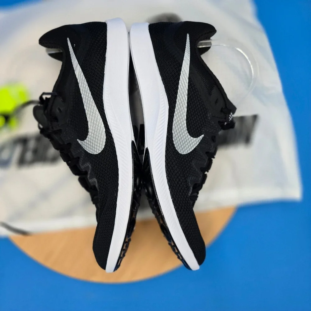Nike Zoom Rival Distance Black White Silver Running‎ Track Spikes FZ9653-001